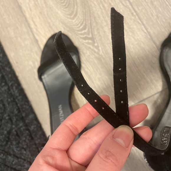 Stuart weitzman sandal 6.5B - Picture 6 of 6